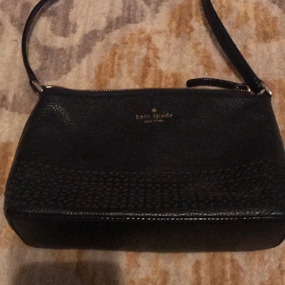 Authentic Kate Spade crossbody used a few times.